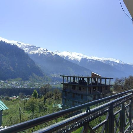 Krishana Cottage A Pure Veg !!!300 M From Hadimba Temple!!!Balcony Rooms!!!Veg Restaurant!!!Couple Friendly!!!Family Cottage!!! Manāli Eksteriør bilde