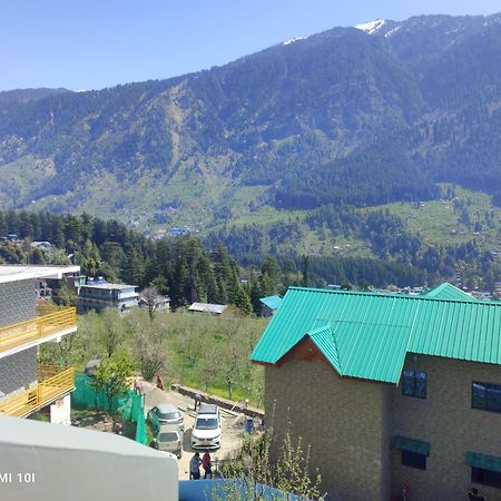 Krishana Cottage A Pure Veg !!!300 M From Hadimba Temple!!!Balcony Rooms!!!Veg Restaurant!!!Couple Friendly!!!Family Cottage!!! Manāli Eksteriør bilde